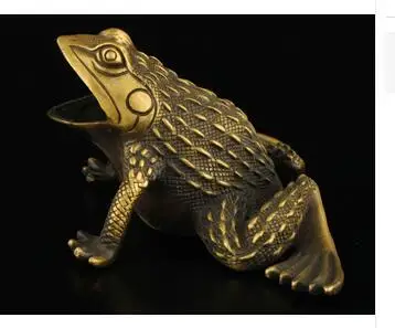 

Art Bronze home decoration Folk Culture Copper China's brass manual collection of decorative carving frog statue