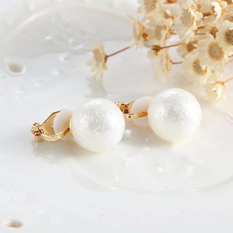 New Arrival Hot Brand Simulated Pearl Clip on Earrings Without Piercing for Women Statement Jewelry Wedding Fashion Earrings