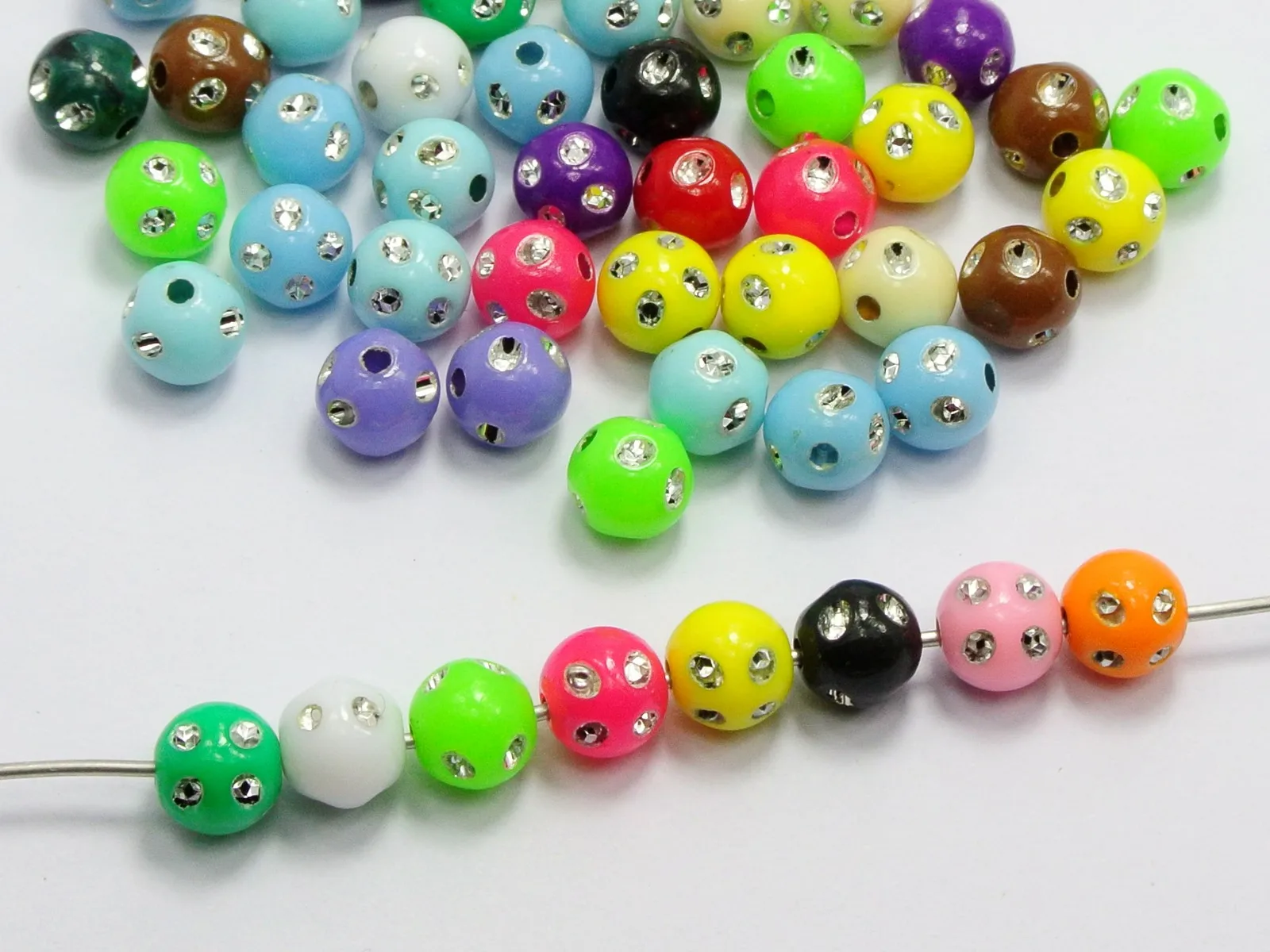 

200 Mixed Colour Sparkling Silver-plate Dots Acrylic Round Beads 8mm