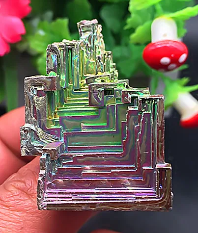 

55-65g Natural beautiful Bismuth mineral specimen