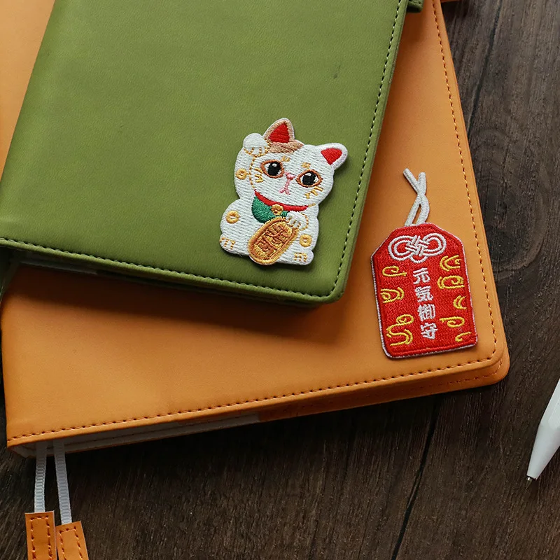 Japan Lucky Cat Embroidery Ironing on Cool Appliques for Kids Jacket T-shirts Clothing Sticker Badges for Hats Backpack