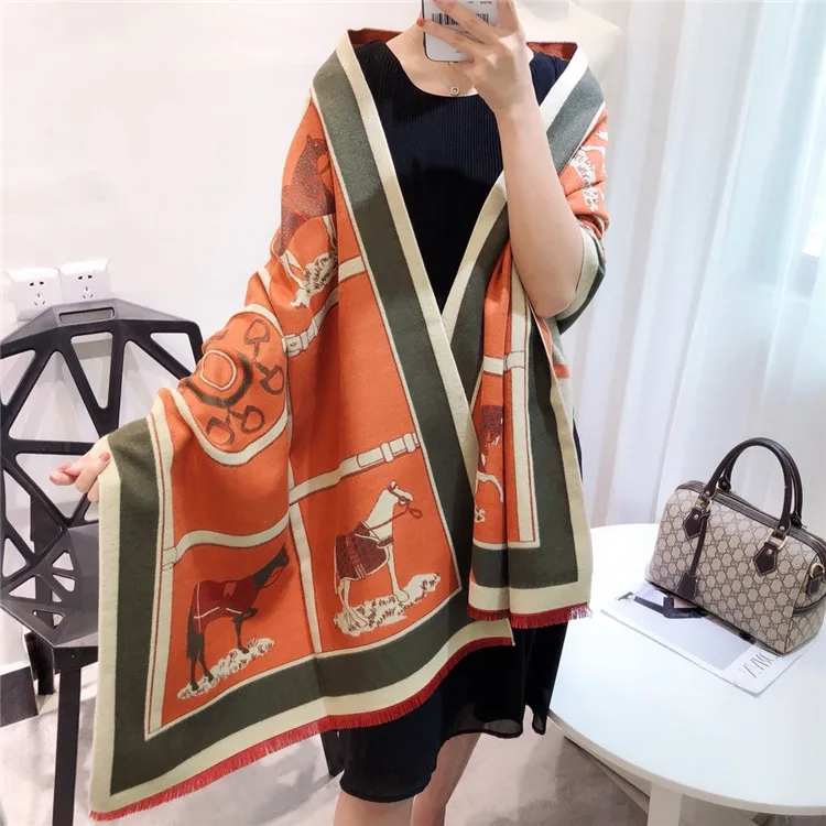 Winter New Carriage Scarf Warm Shawl Thicken Tassels Horse cashmere-like fashion show poncho cape womens pashmina luxury brand