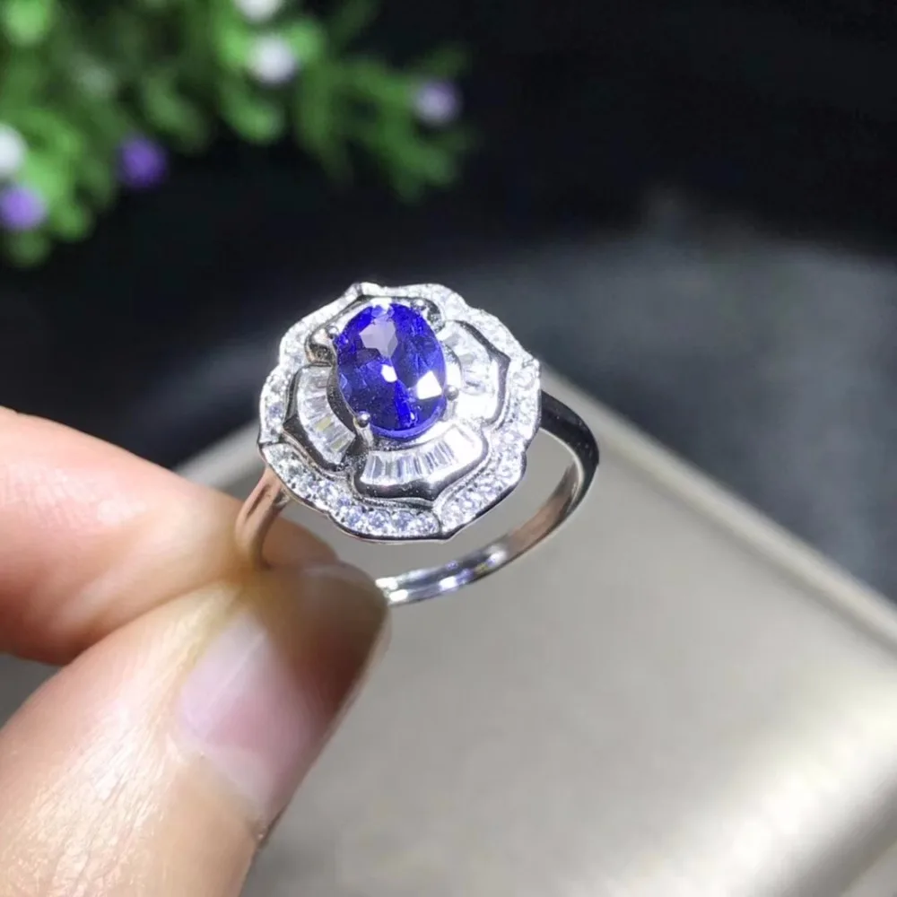 

Natural tanzanite ring, luxurious style, blue gemstone, natural stone in the mine, 925 silver,