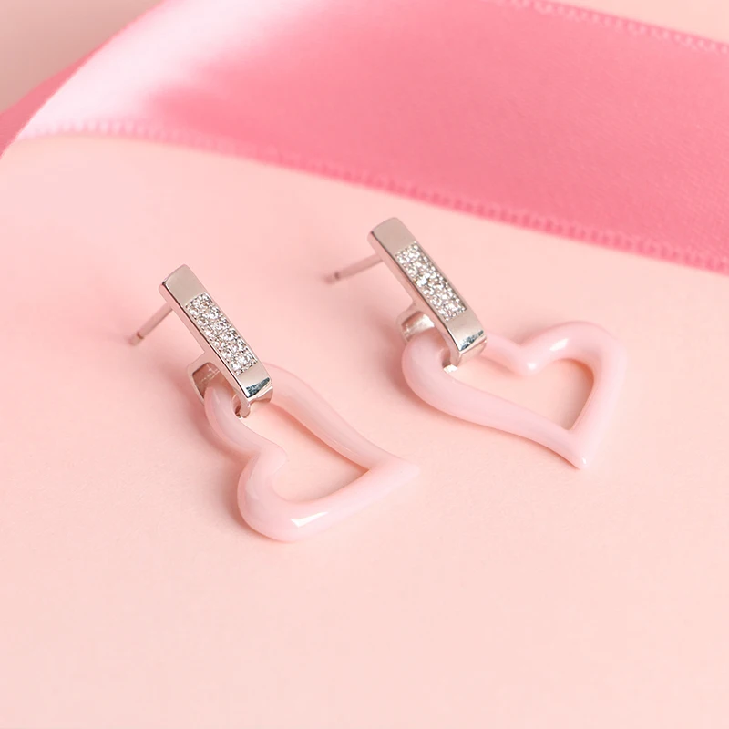Pave Crystal Women Stud Earrings Fashion Jewelry Lovely Heart Healthy Ceramic Earrings Engagement Birthday Gift Jewelry