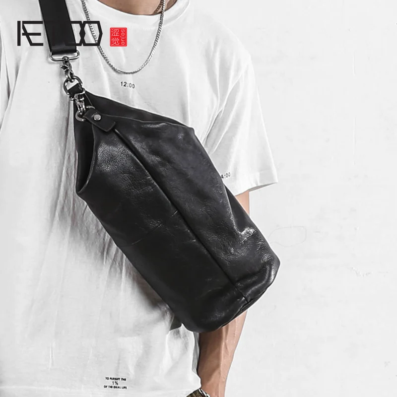 AETOO Chest bag male Leather Korean version single shoulder oblique cross bag personality tide retro leisure cylinder bag