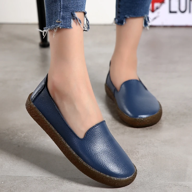 Autumn Flats Women Shoes Loafers Genuine Leather Women Flats Slip On Women\'s Loafers Female Moccasins Shoes Plus Size 35-43