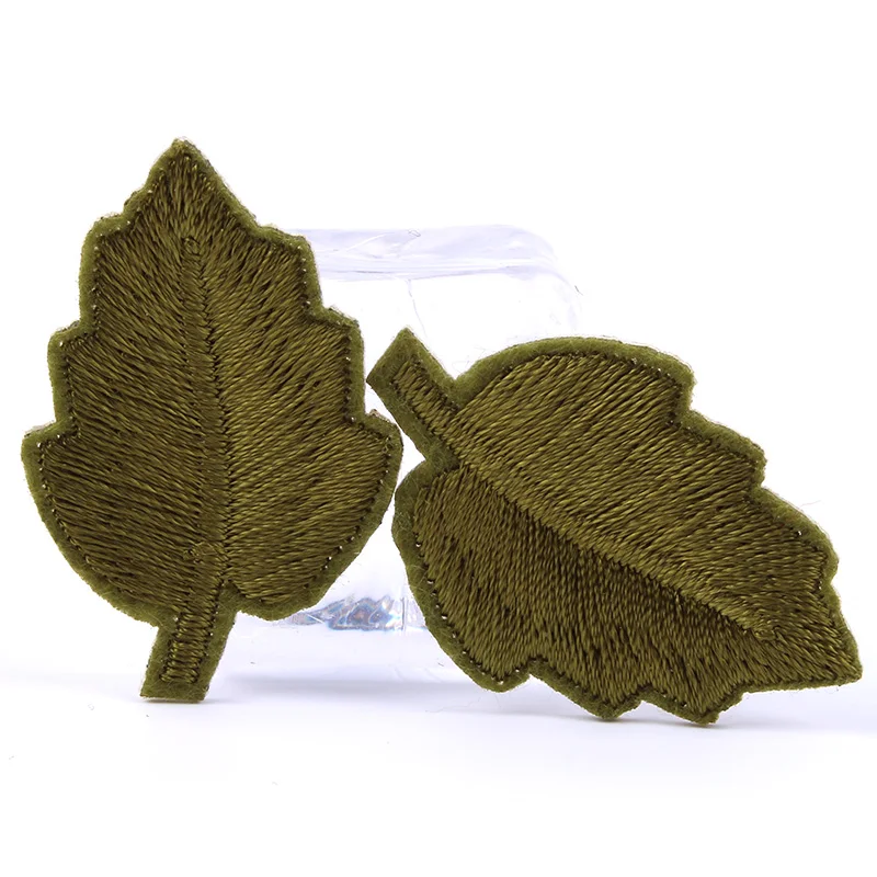 20pcs/lot Embroidered Lifelike Green Leaves Patch Iron On Stickers DIY Fabric Appliques Sewing Garments Accessories Jeans Badge