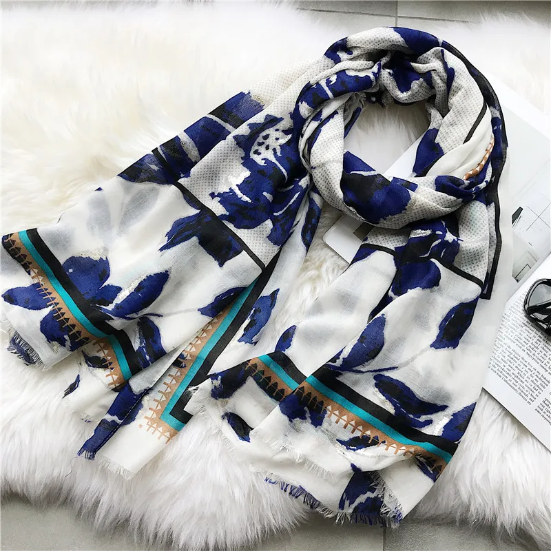 2018 Newest Ombre Flower Print Fringe Scarves Shawls Cotton Silver Foil Floral Wraps Muffler Hijab Scarf 4  Color Free Shipping