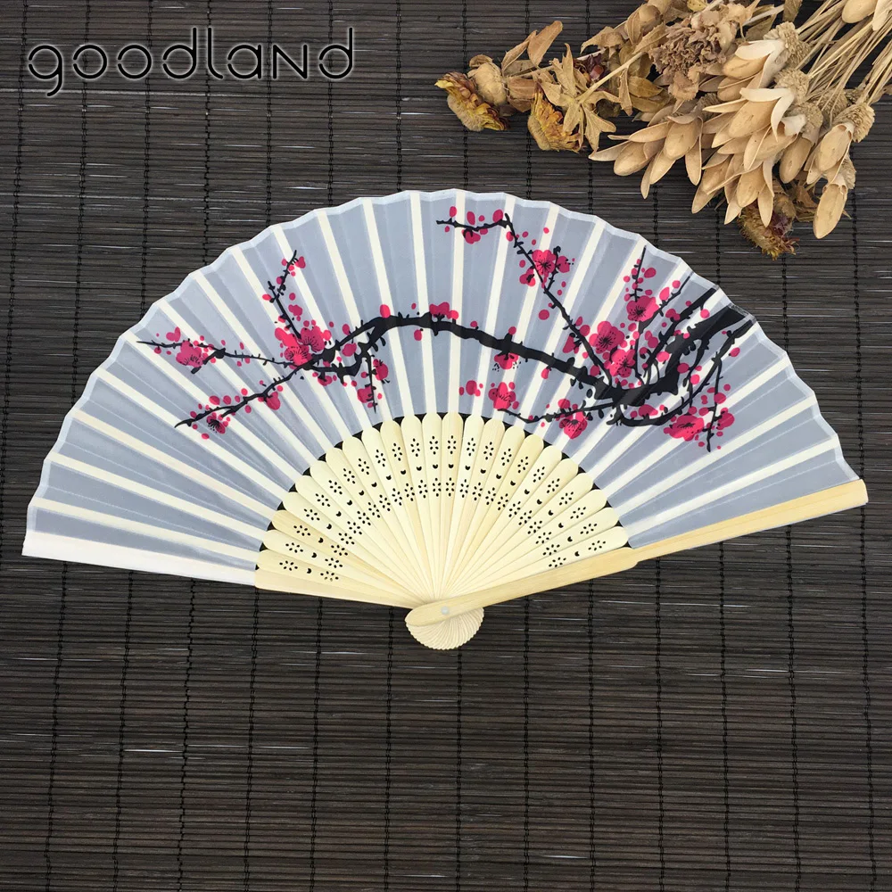 Hot Sales Handmade Chinese Vintage Style Flower Floral Fabric White Color Fabric Hand Fan Portable Pocket Mini Fan Wedding Gift