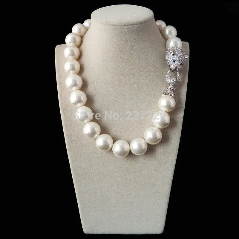 Women Gift word Wholesale price 18mm white shell pearl inlay zircon leopard head LUXURY necklace 18inch $ Luxury Girls Wedding