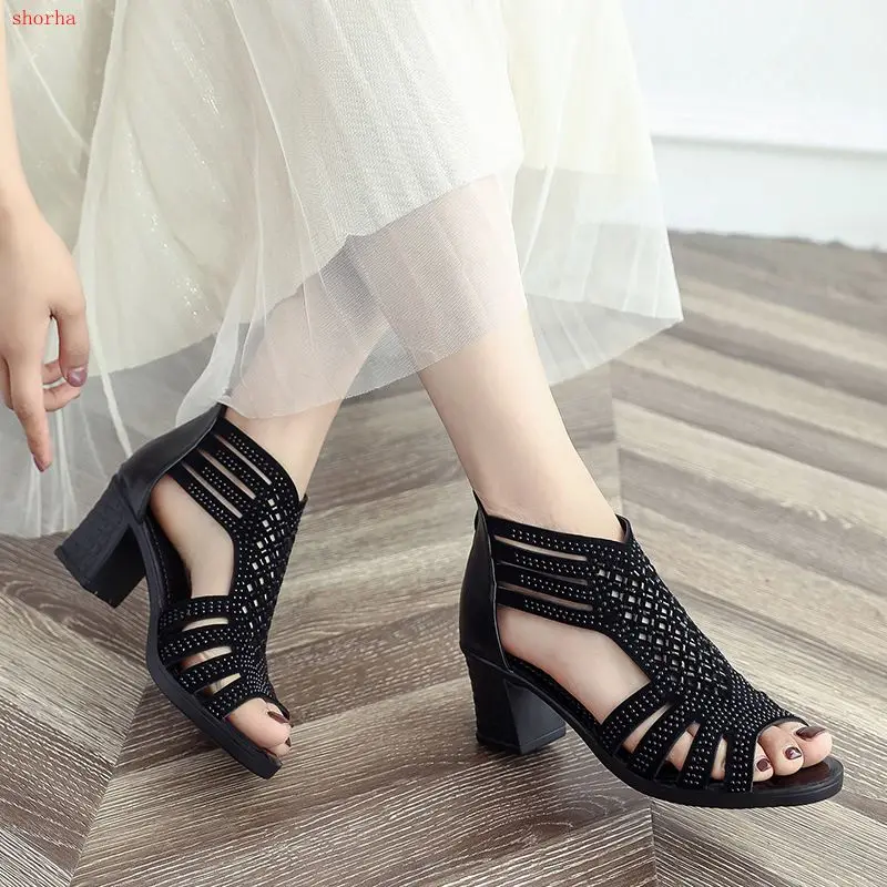 

Rhinestone women's Sandals fish mouth Summer Hollow Women Sandals Thick Heel Ankle Strap Fashion Sandal Female Party Shoes