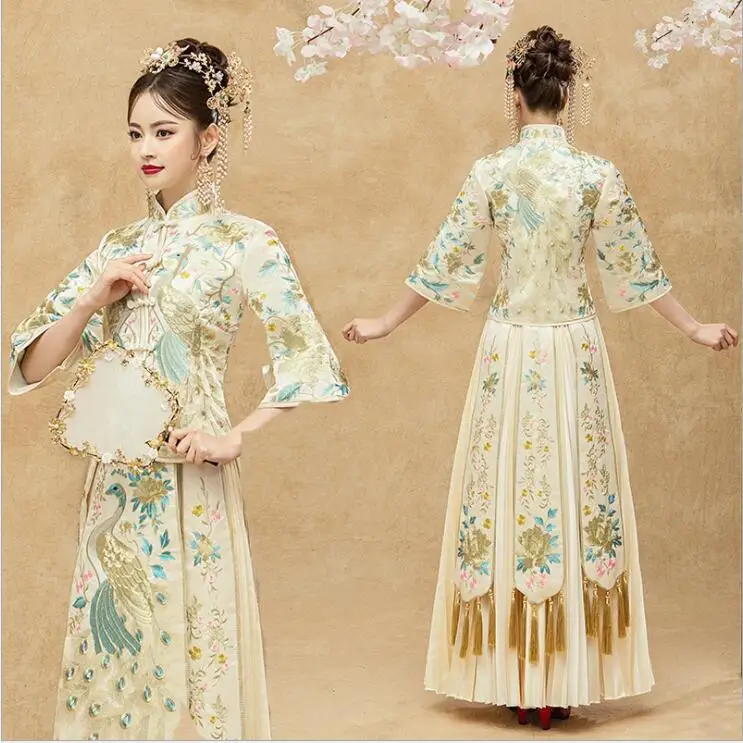 

New Elegent champagne wedding Dress Chinese Bride gown Robe ethnic kimono show Traditional Wedding Cheongam For Oversea Asian