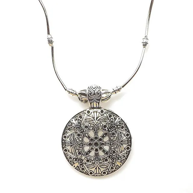 HOCOLE Brand New Hollow Vintage Bohemia Necklace Charm Women Flower Jewelry Tibet Silver Pendant Statement Necklaces