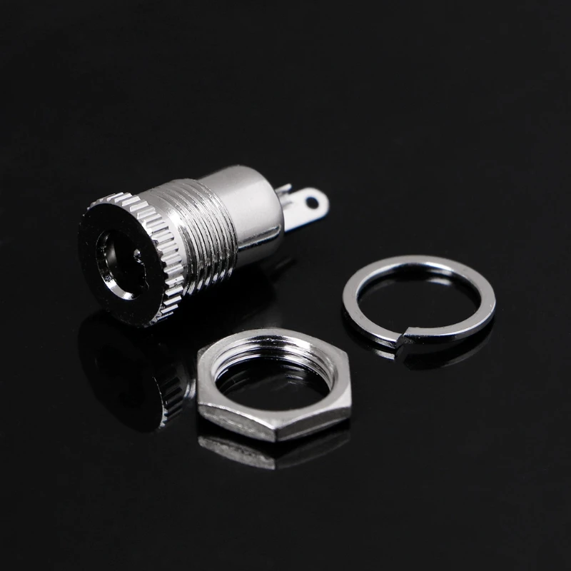 OOTDTY 1PC 5.5 mm x 2.1mm DC Power Jack Socket Female Panel Mount Connector with Washer and Hexagonal Fixing Nut e5behot