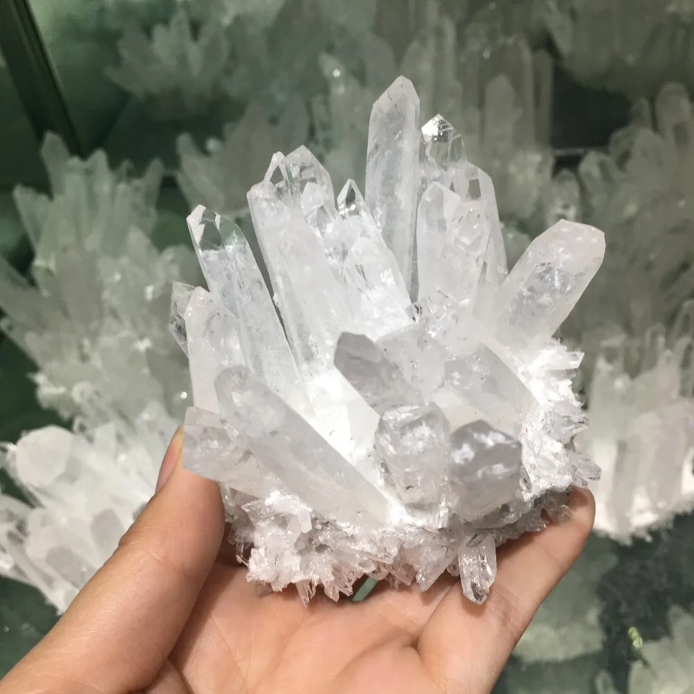 400g Natural white crystal clear quartz white crystal cluster nunatak decoration crystal column point