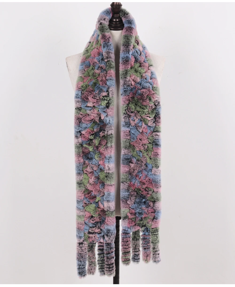 Neue Damen-Schals aus 100% natürlichem Rex-Kaninchenfell, langer Stil, gestrickte Rex-Kaninchenfell-Quastenschals, warme Echtfell-Schals für den Winter. – Detail 37