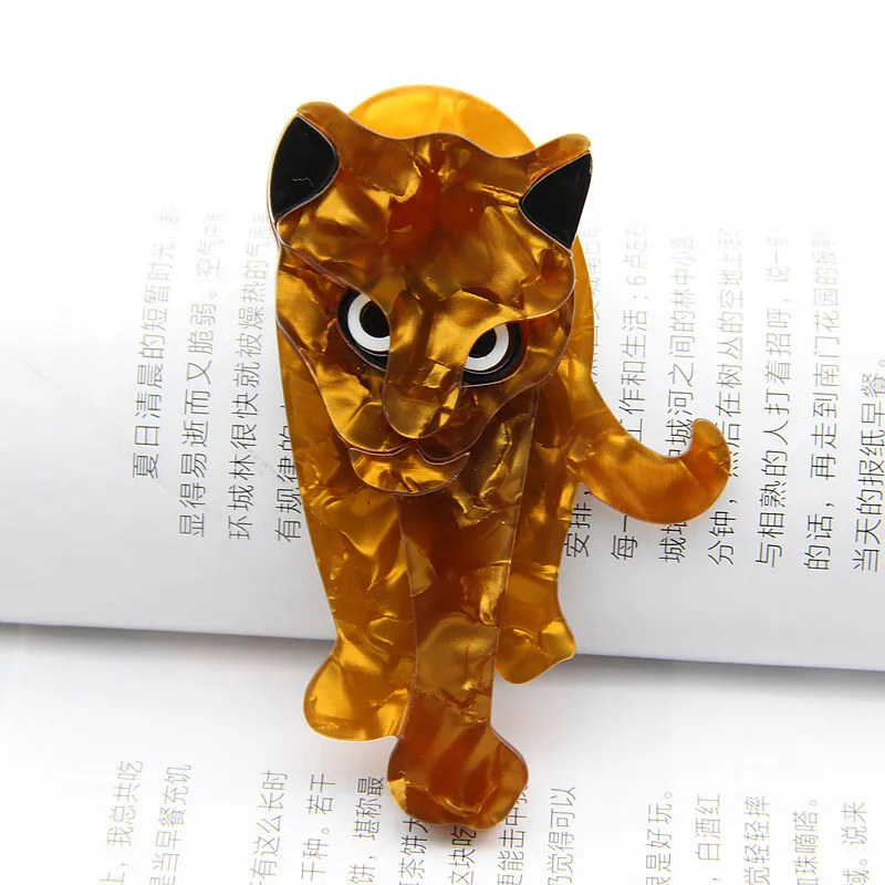 FishSheep Acrylic Leopard Brooches for Women Big Resin Animal Lion Tiger Brooch Pins Female Broches Jewelry Clothing Accessories