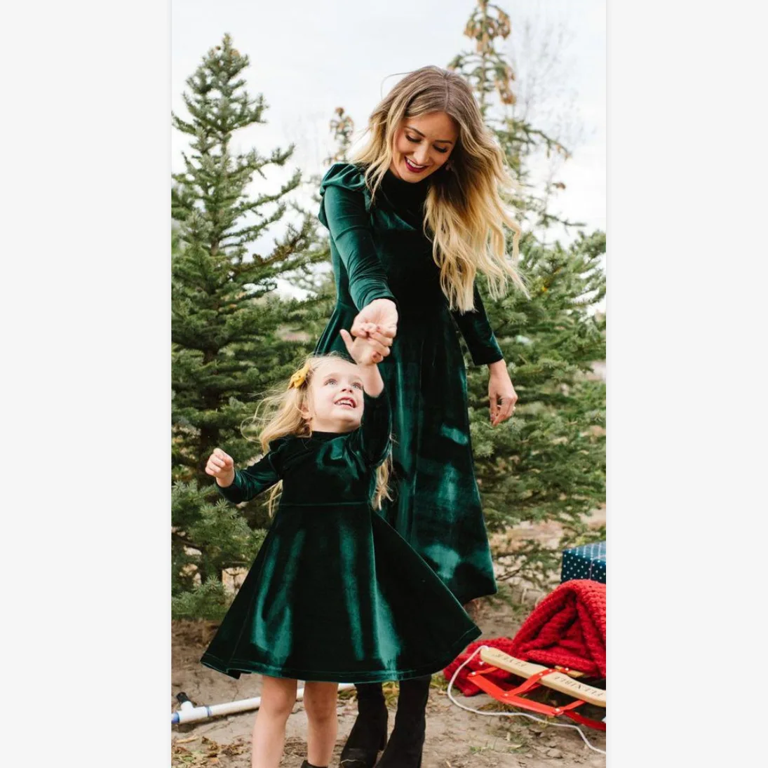 Mother Daughter Dresses Autumn Winter Family Matching Clothes Mom And Me Long Sleeve Velvet Thicken Dress Family Look Clothing