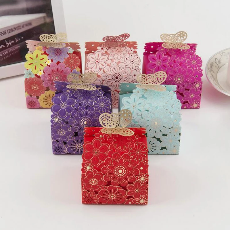 50pcs Upscale Candy Box Hollow Butterfly Design Paper Box Gift Boxes Cute Personality Chocolate Box Wedding Favors Decoration