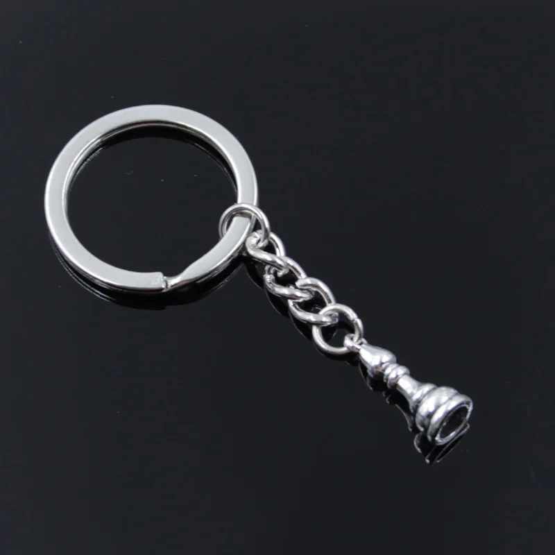 New Fashion Men 30mm Keychain DIY Metal Holder Chain Vintage Chess King Queen Rook Knight Pawn Bishop Silver Color Pendant Gift