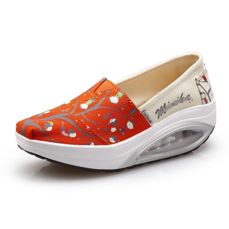 BeckyWalk Spring Ladies Shoes Canvas Sneakers Women Shoes Loafers Casual Height Increasing Swing Shoes sapato feminino WSH2927