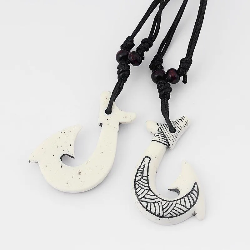 12pcs Ethnic Tribal Imitation Yak Bone NZ Maori Hook Amulet Pendant Necklace Black Wax Cord Wood Beads Surfer Necklace Jewelery