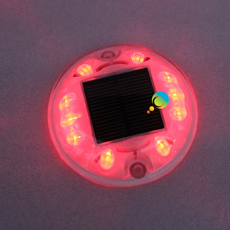 Witte Plastic Shell Road Marker Outdoor Ip68 Rode Led Knipperend Landschap Licht Solar Road Stud