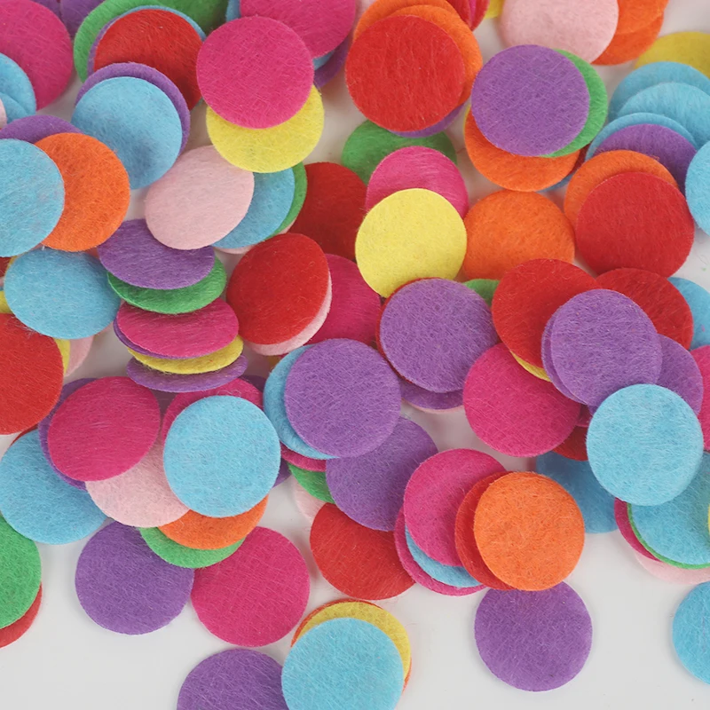 100pcs Pick Size 15mm 20mm 25mm 30mm Round Felt fabric Pads Accessory Patches