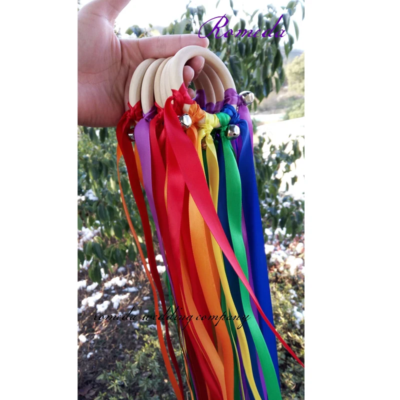 10pcs/lot Rainbow Color Wooden Ring With Bell Birthday Party Favors