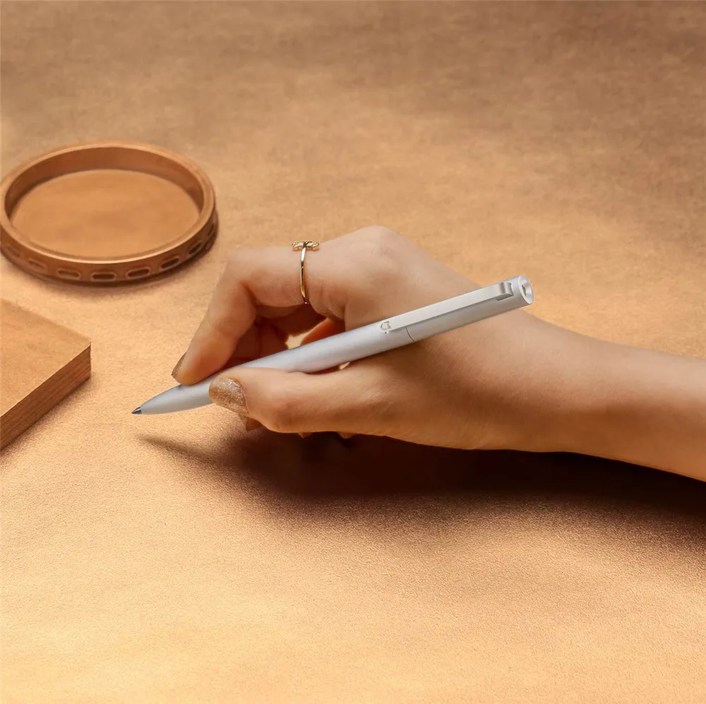 Новая оригинальная металлическая ручка для вывески Xiaomi Mijia 0,5 мм, черный сменный стержень, гладкая швейцарская японская чернила MiKuni с дополнительным сменным запасом