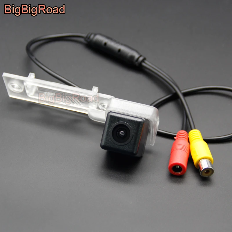 

BigBigRoad For Volkswagen Transporter 2003-2015 / Tiguan 2012 / Sagitar 2009 2010 Caravelle California Car Rear View CCD Camera