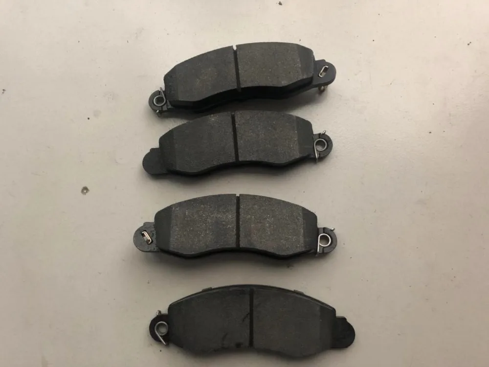 

(4pcs/set) Front / Rear Brake pads set KIT-FR RR DISC BRAKE for Chinese CHANGAN CX70 Auto car motor part R103035-0104