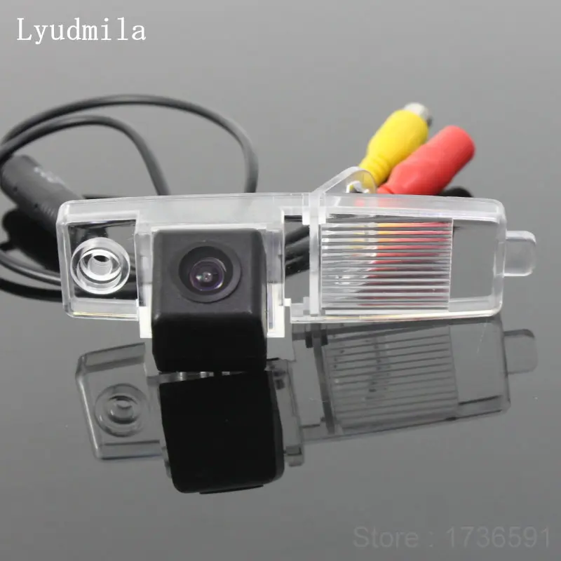 

Lyudmila FOR Toyota HiAce H200 / Hiace Awing 2004~2014 Reversing Back up Camera / HD CCD Car Parking Camera / Rear View Camera