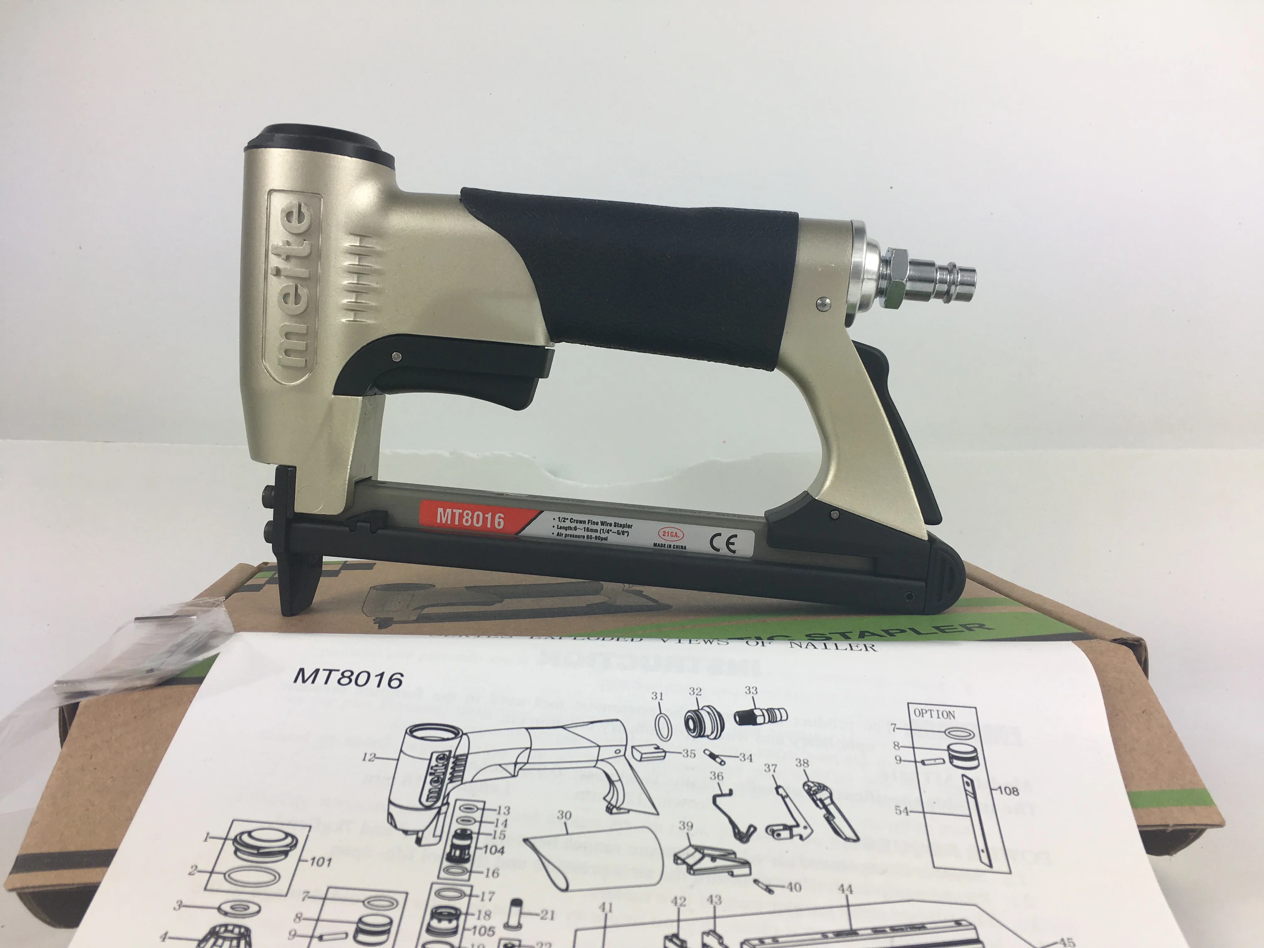 MT8016 Pneumatic Furniture Upholstery Stapler for Bracket 21GA, Type 80 (A) 8016 Shackle Pneumatic Gun