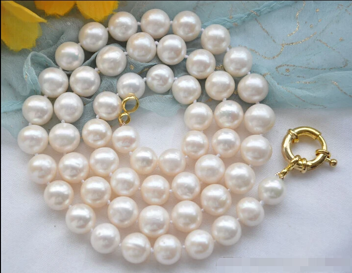 

24" 9-10mm white round freshwater cultured pearl necklace