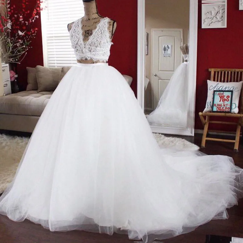 Pure White Tulle Wedding Skirts A-Line Puffy Elegant Bridal Skirts Sweep Train Custom Made High Waist Zipper Women's Skirts