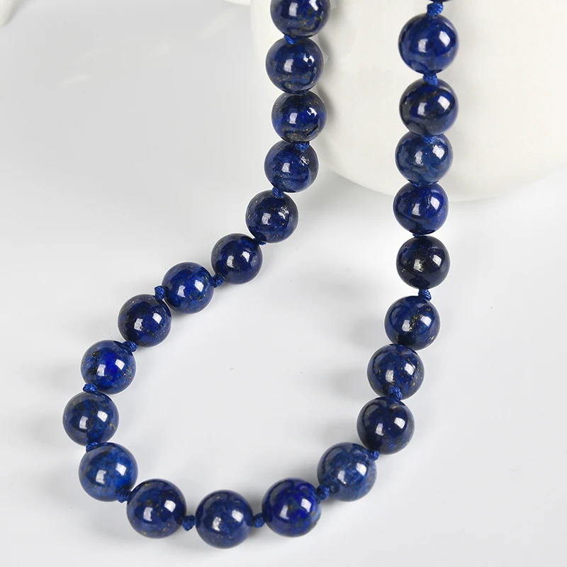 Necessary for the party is 12 mm  La pis necklace The visual effects are fantastic color.