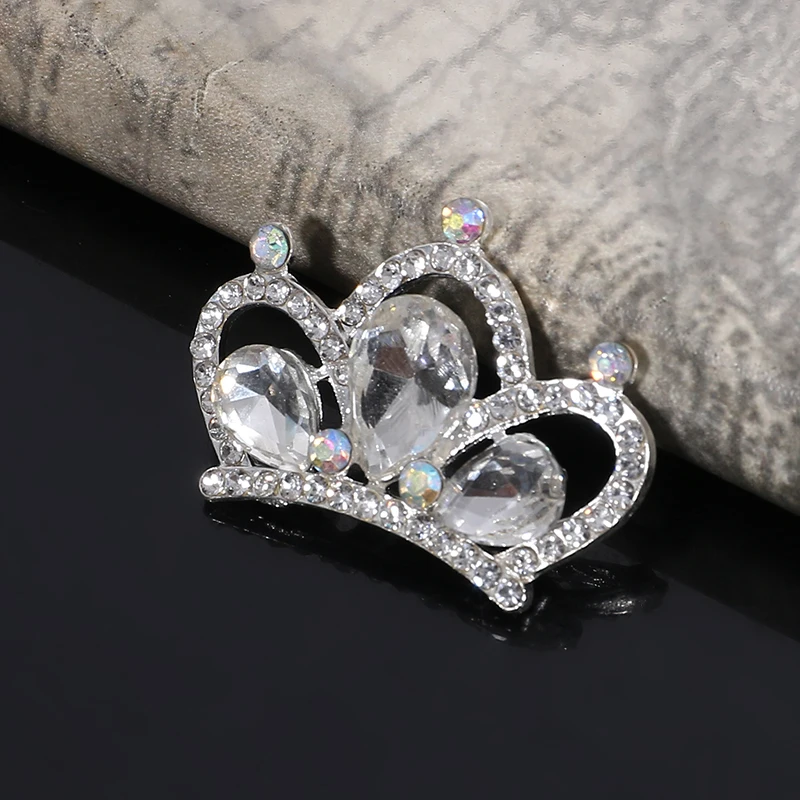 2018New 50Pcs Alloy Rhinestone Drop Crown Buttons for DIY Child Hair Brand accessories and Wedding decoration RM511