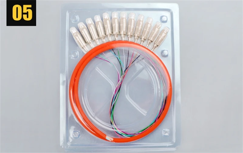 أسلاك التوصيل المصنوعة البصرية SC 12core 1.5mtr ألياف SM ملونة 62.5/125um 50/125um كابل ftth حزمة أسلاك التوصيل المصنوعة 12 منفذًا فئة الطويق ELINK