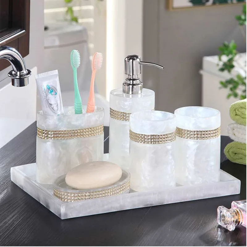 Creative Bath Set Or Only Bathroom Accessories Tissue Box With Crystal Emulsion Bottle Decoration Wedding Gifts