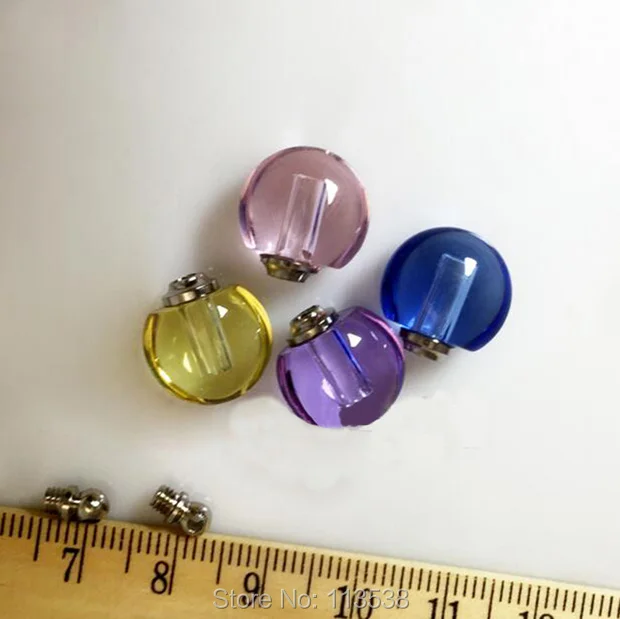 50pieces 13.5*13.5*8mm Small apple shape glass necklace pendants Glass Crystal perfume bottle name on rice pendant charms