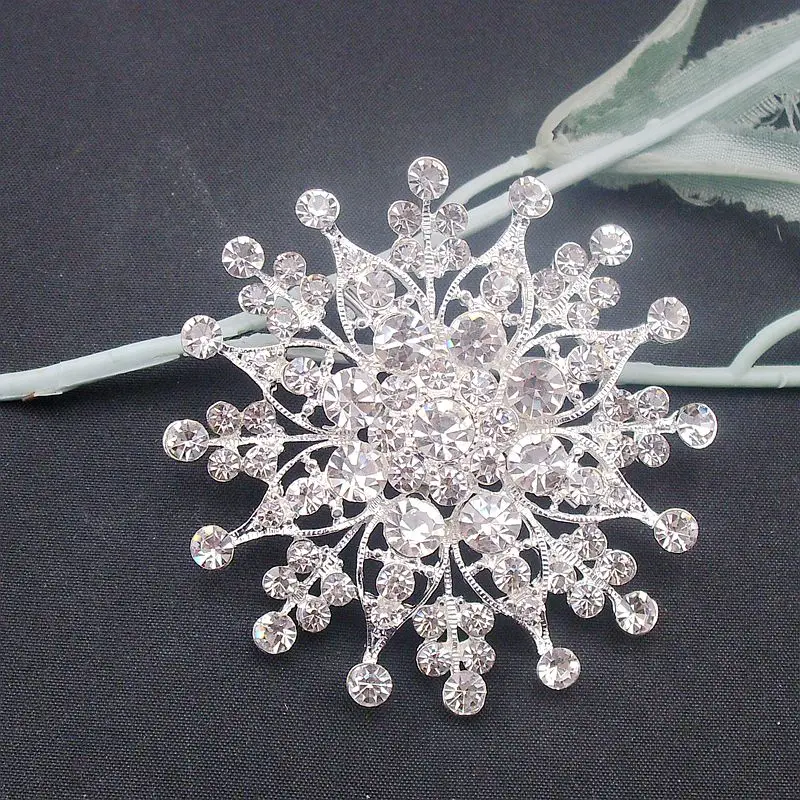 Women Brooch Elegant Vintage Rhinestone Snowflake Flower Style Pin Brooch for Women Sparkling Star New Fashion  Item No.: BH7519