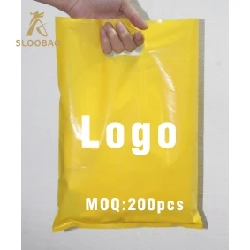 200 pcs custom shopping handle plastic bag/gift plastic packaging bag for garment/printed LOGO promotion bag