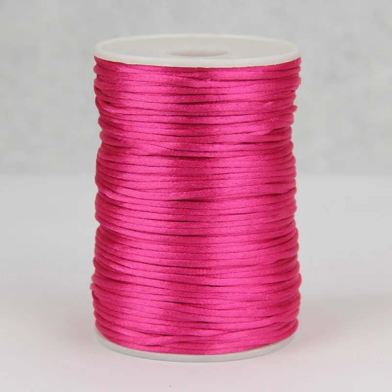 Nieuwe 2,5 mm 100 yard Chinese knoopkoord 24 kleuren Rattail satijn gevlochten string sieraden bevindingen kralen touw voor DIY mode ambacht