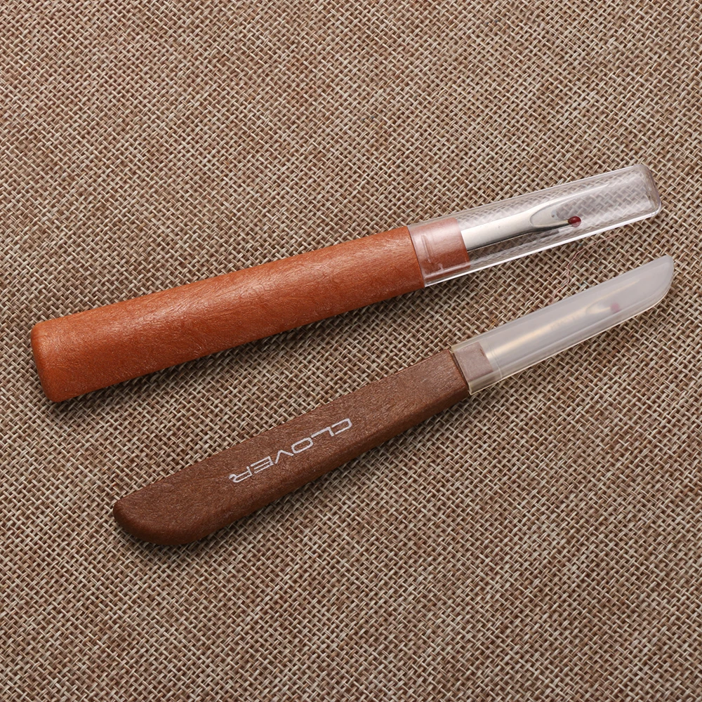 1Pcs  Plasitc Handle Thread Cutter Seam Ripper Craft Stitch Unpicker Needle Arts Sewing DIY Tool Sewing Ripper 2025 New Arrival