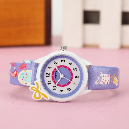 KEZZI Nouveau Mignon Arc de Bande Dessinée Montre Étanche Fille Kid Enfants Montres Cadran Rond Impressions Bracelet En Cuir Quartz Montre Reloj