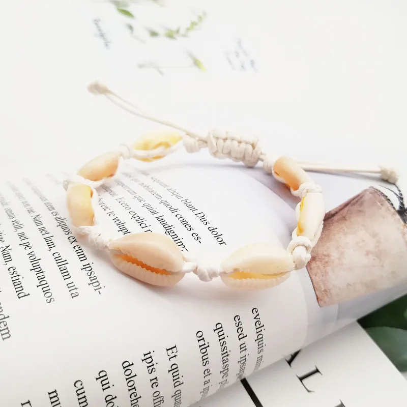 Summer Beach Natural Shell Necklace Bracelet Adjustable Boho Hawaii Cowrie Shell Bracelet for Women Girls Jewelry Gifts