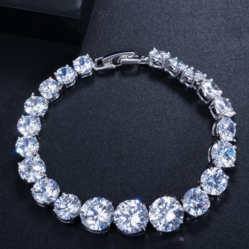 BeaQueen Noble Big CZ Round Stone Wedding Bridal Tennis Bracelets Clear White Cubic Zirconia Party Jewelry for Women B138