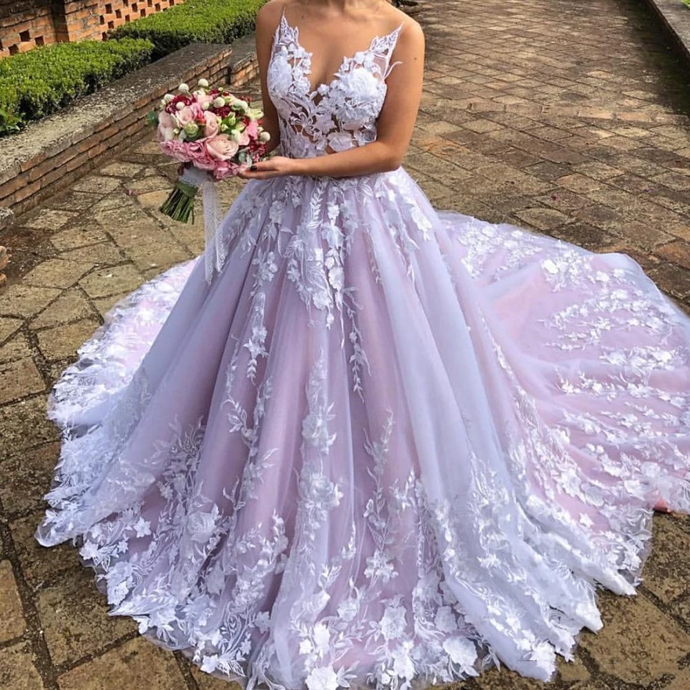 Ball gown prom dresses 2020 deep v neck lace appliques puffy evening dresses lace formal dresses evening gowns