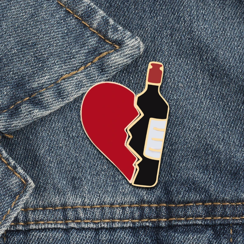 2pcs/set Broken Heart Wine Bottle Enamel Pins Fashion Love Brooch for Lover Denim Jackets Metal Badge Pin Backpack Jewelry Gifts